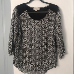 Olive and Oak black/white 3/4 sleeve top